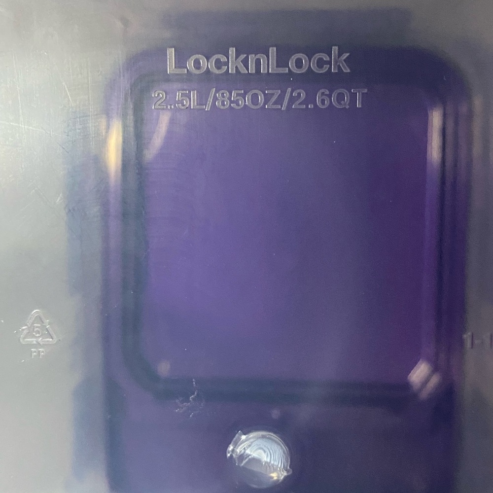 LocknLock Food Storage Container - Picture 3 of 3